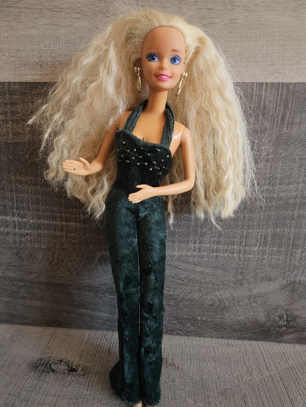 1976 Vintage Blonde Barbie Doll Crimped Hair Earrings Spice Girls Outfit Green